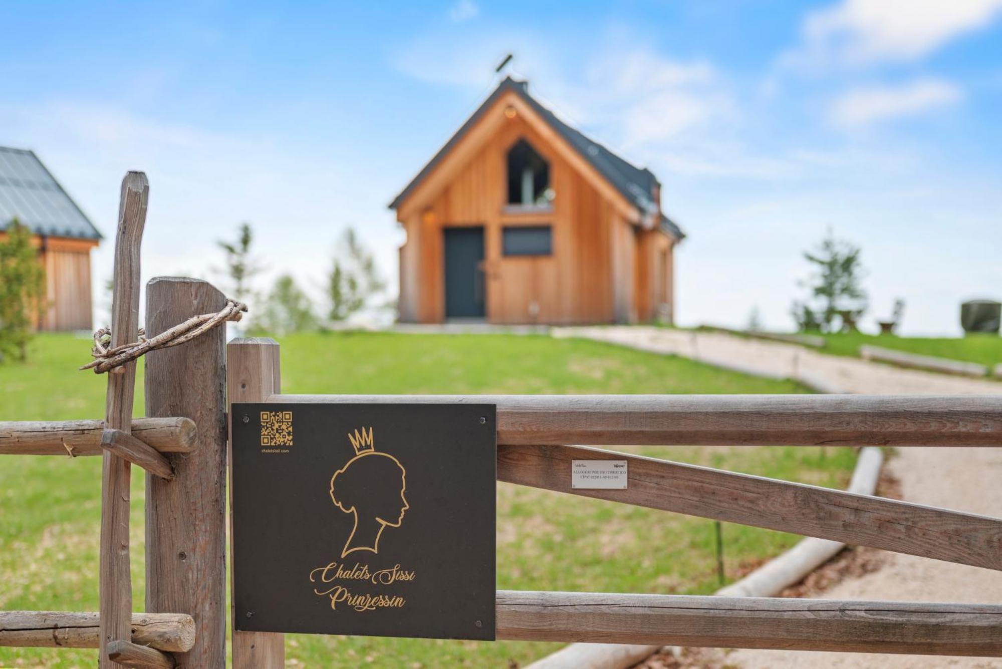 New Opening "Sissi Chalets" - Unique Luxury Hideaway With Mountain View & Sauna Mendola Exteriör bild