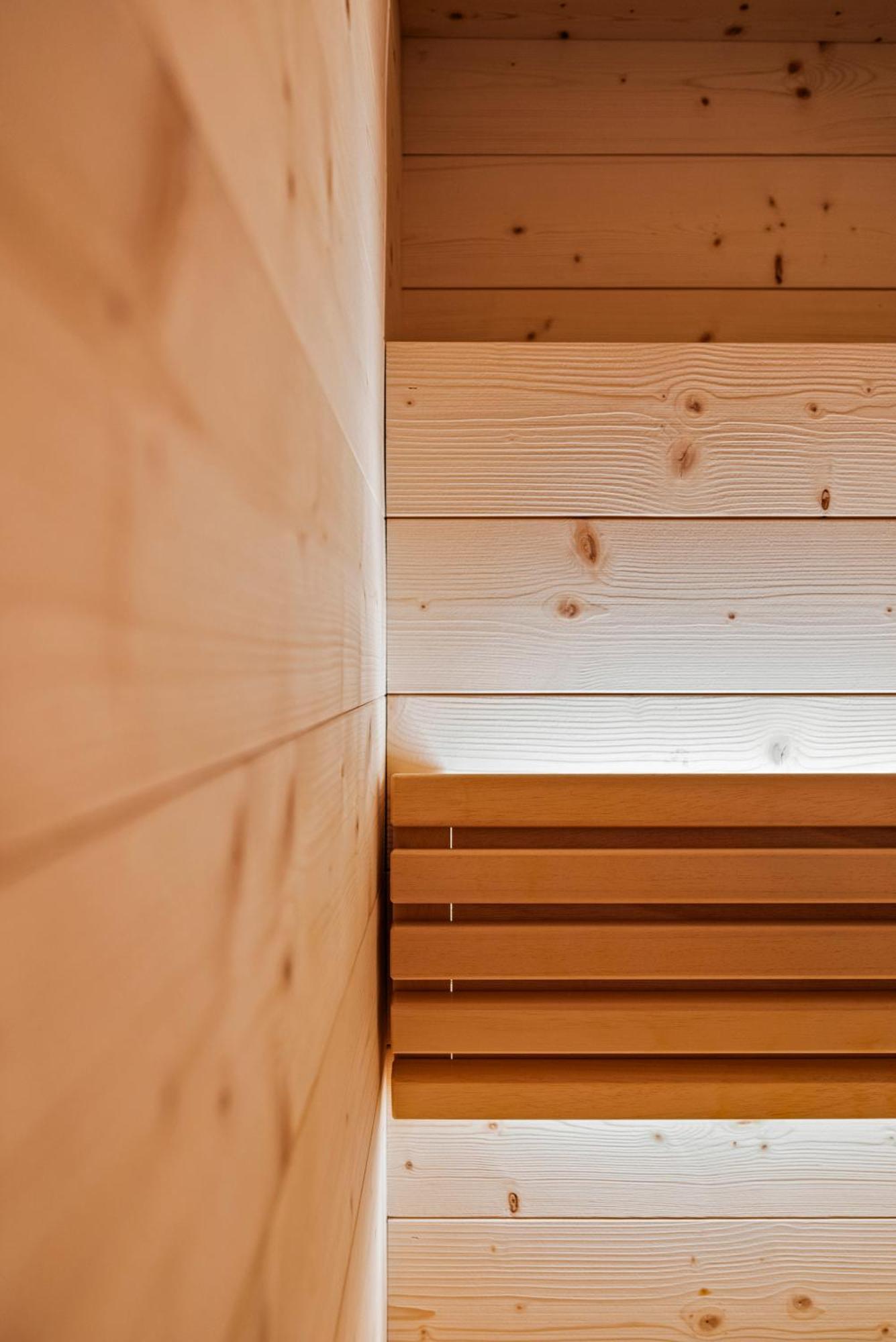 New Opening "Sissi Chalets" - Unique Luxury Hideaway With Mountain View & Sauna Mendola Exteriör bild