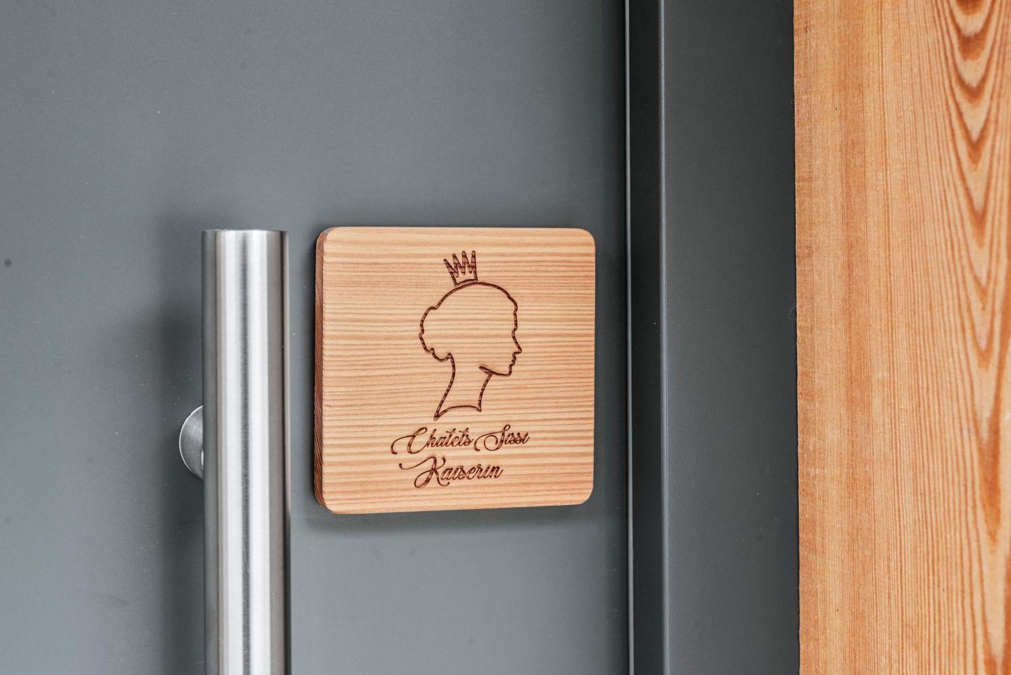 New Opening "Sissi Chalets" - Unique Luxury Hideaway With Mountain View & Sauna Mendola Exteriör bild