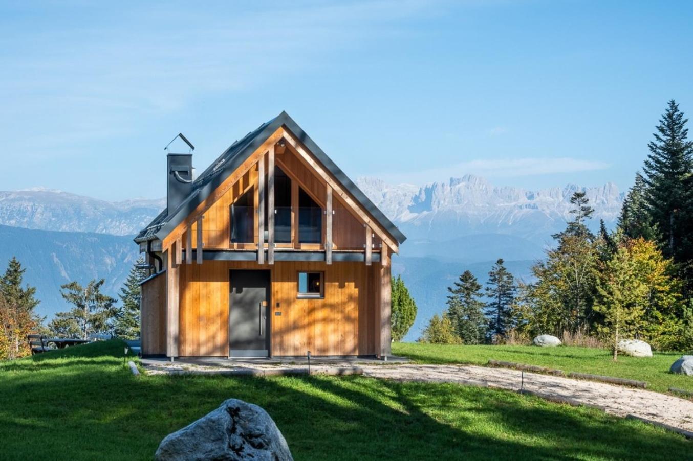 New Opening "Sissi Chalets" - Unique Luxury Hideaway With Mountain View & Sauna Mendola Exteriör bild